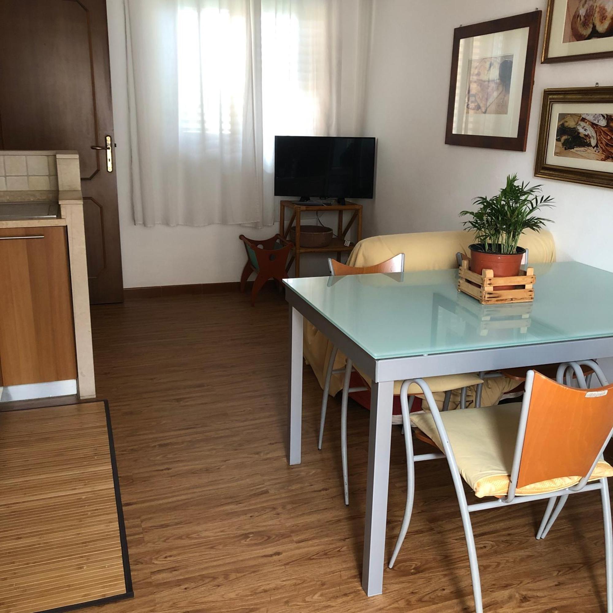 Casa Dorina Charme E Comfort A 100 M Dal Mare Донналуката Екстер'єр фото